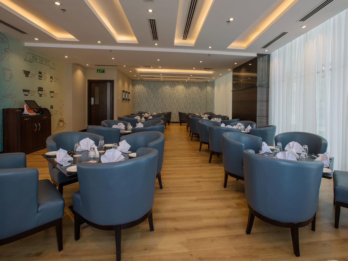 Orange Suites Hotel Manama Zewnętrze zdjęcie